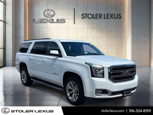 Used 2018 GMC Yukon XL SLE w/ SLE Value Package AWD/4WD image 1