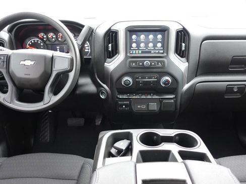 Used 2023 Chevrolet Silverado 1500 Custom image 40