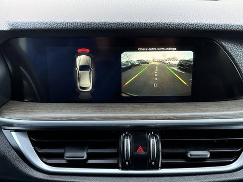 Used 2018 Alfa Romeo Stelvio Ti Sport image 34