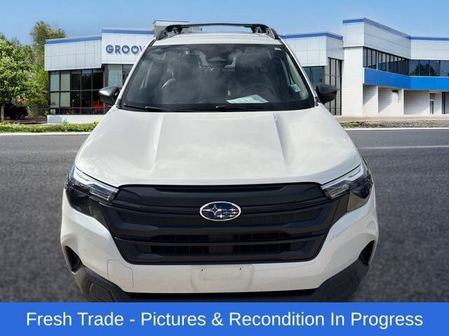 Used 2025 Subaru Forester w/ Convenience Package #1 AWD/4WD image 9