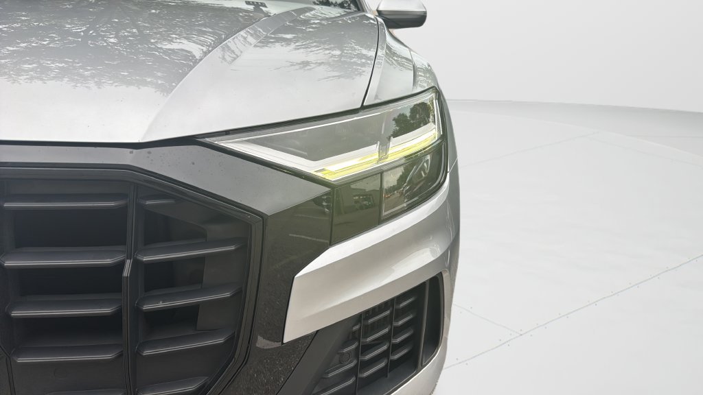 Used 2022 Audi Q8 Premium w/ Convenience Package AWD/4WD image 37