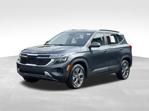 Used 2024 Kia Seltos S AWD/4WD image 9