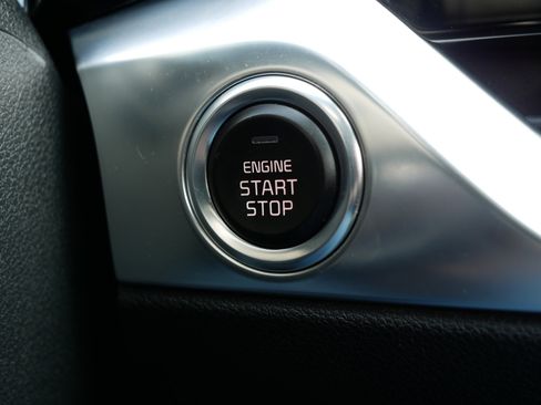 Certified 2022 Kia Niro LXS image 28