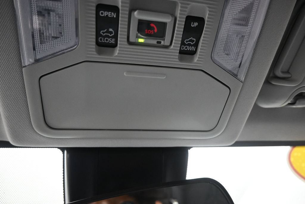 Used 2025 Toyota RAV4 XLE w/ Convenience Package FWD image 36