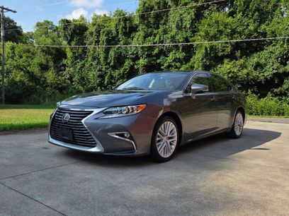 Used 2016 Lexus ES 350 w/ Luxury Package w/Wood Trim