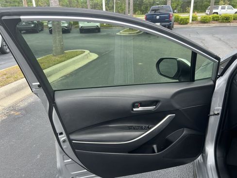 Used 2020 Toyota Corolla SE image 14