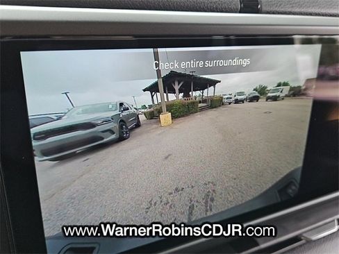 New 2025 Jeep Gladiator Sport image 21