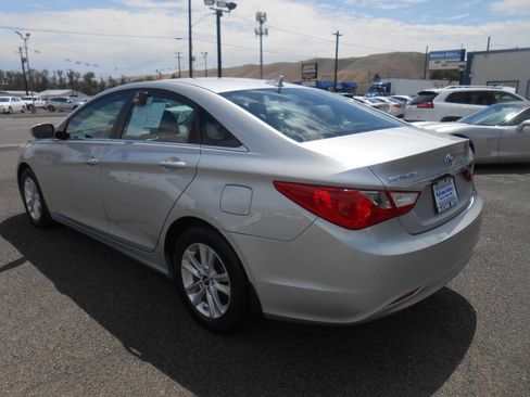 Used 2011 Hyundai Sonata GLS w/ Popular Equipment Pkg 2 FWD image 7