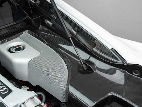 Used 2012 Audi R8 V8 AWD/4WD image 29