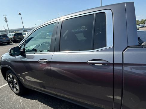 Used 2020 Honda Ridgeline RTL image 3