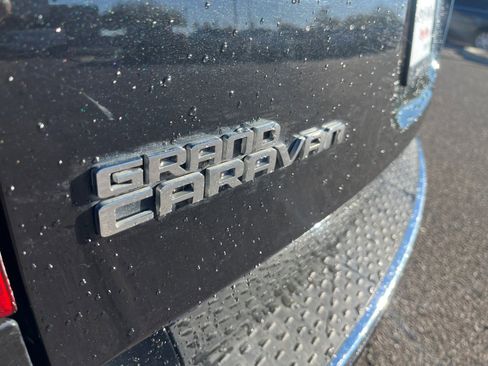 Used 2017 Dodge Grand Caravan SE w/ Power Window Group image 24