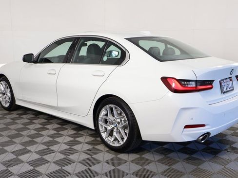Used 2025 BMW 330i Sedan w/ Premium Package RWD image 6