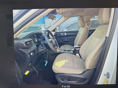 Used 2023 Ford Explorer 4WD image 7