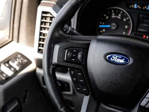 Used 2018 Ford F150 XLT w/ Equipment Group 302A Luxury image 13