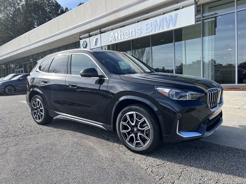 Used 2025 BMW X1 xDrive28i w/ Technology Package image 2
