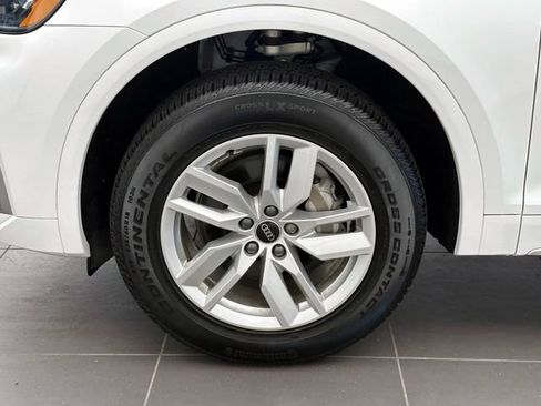 Certified 2023 Audi Q5 2.0T Premium w/ Convenience Package AWD/4WD image 8