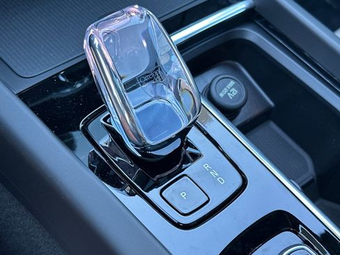 New 2026 Volvo XC60 B5 Core image 19