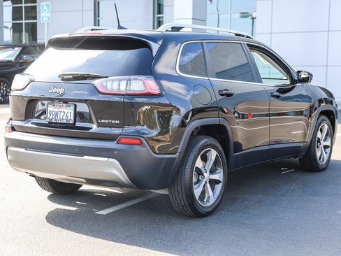 Used 2019 Jeep Cherokee Limited FWD image 22