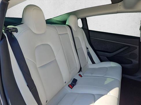 Used 2021 Tesla Model 3 Standard Range Plus RWD image 21