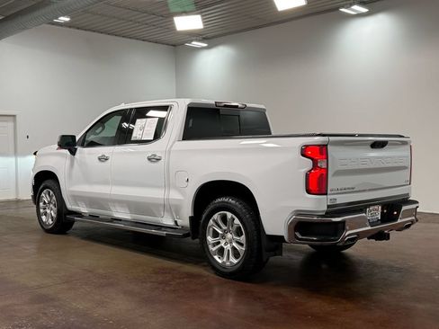 Used 2024 Chevrolet Silverado 1500 LTZ AWD/4WD image 29
