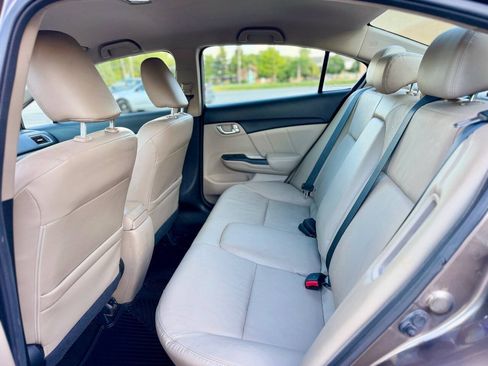 Used 2013 Honda Civic Hybrid Sedan image 14