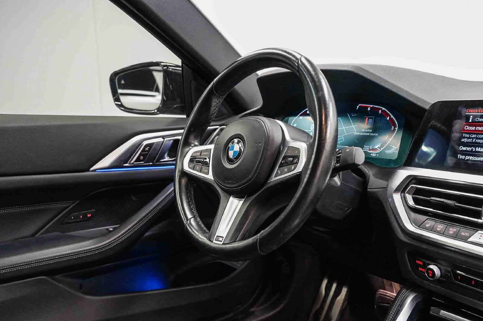 Used 2022 BMW 430i Coupe w/ M Sport Package RWD image 15