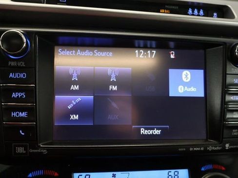 Used 2017 Toyota RAV4 Limited image 25