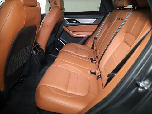 Used 2023 Jaguar F-PACE R-Dynamic S AWD/4WD image 28