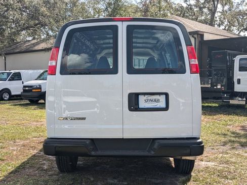 New 2024 Chevrolet Express 3500 Extended w/ Driver Convenience Package image 5