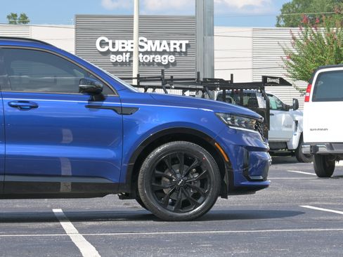 Used 2023 Kia Sorento SX FWD image 6