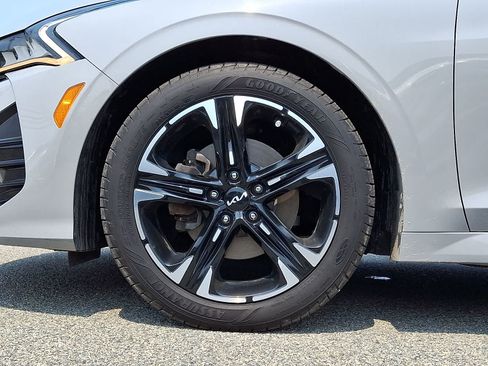 Used 2022 Kia K5 GT-Line FWD image 9