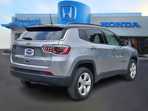 Used 2018 Jeep Compass Latitude w/ Popular Equipment Group AWD/4WD image 7