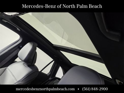 Certified 2025 Mercedes-Benz GLC 300 image 12