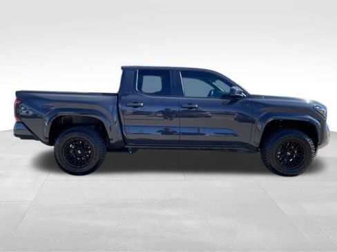 Certified 2024 Toyota Tacoma SR5 image 2