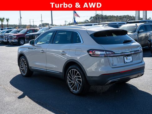 Used 2020 Lincoln Nautilus Reserve w/ Equipment Group 201A image 5