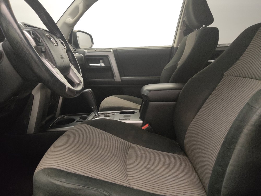 Used 2022 Toyota 4Runner SR5 RWD image 17