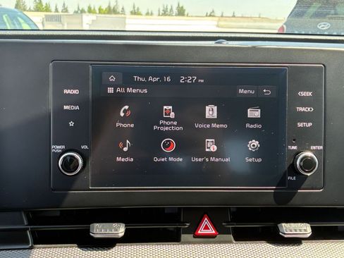 Used 2025 Kia Sportage LX FWD image 20