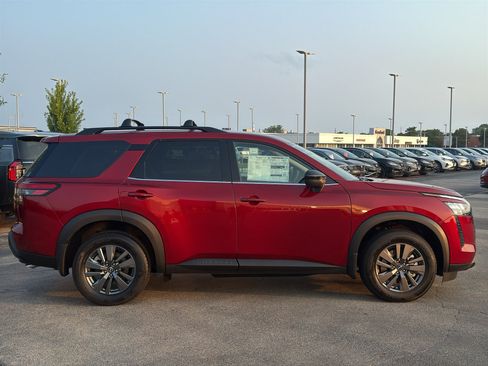 New 2026 Nissan Pathfinder SV AWD/4WD image 4