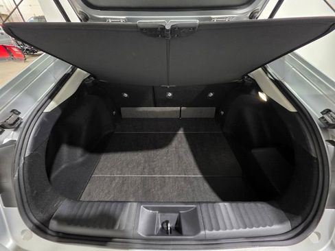 Used 2025 Toyota Prius LE image 21