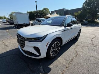 New 2025 Lincoln Nautilus Reserve video 2