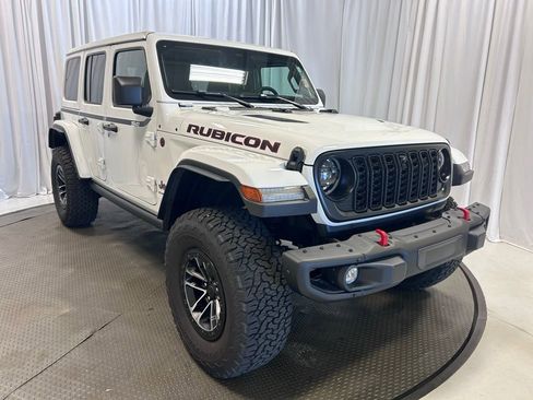 Used 2026 Jeep Wrangler Unlimited Rubicon AWD/4WD image 23