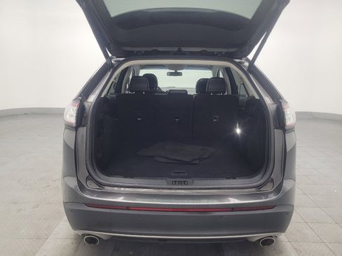 Used 2017 Ford Edge Titanium w/ Technology Package image 29