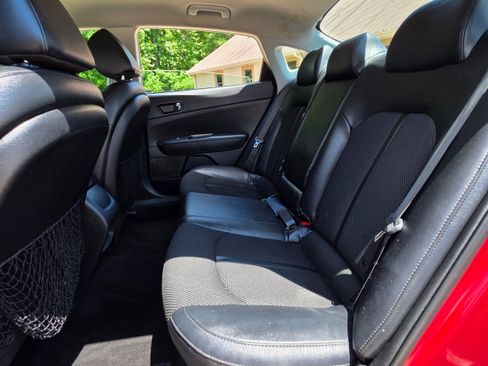 Used 2019 Kia Optima S FWD image 19