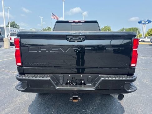 Used 2024 Chevrolet Silverado 2500 LTZ w/ LTZ Plus Package AWD/4WD image 8