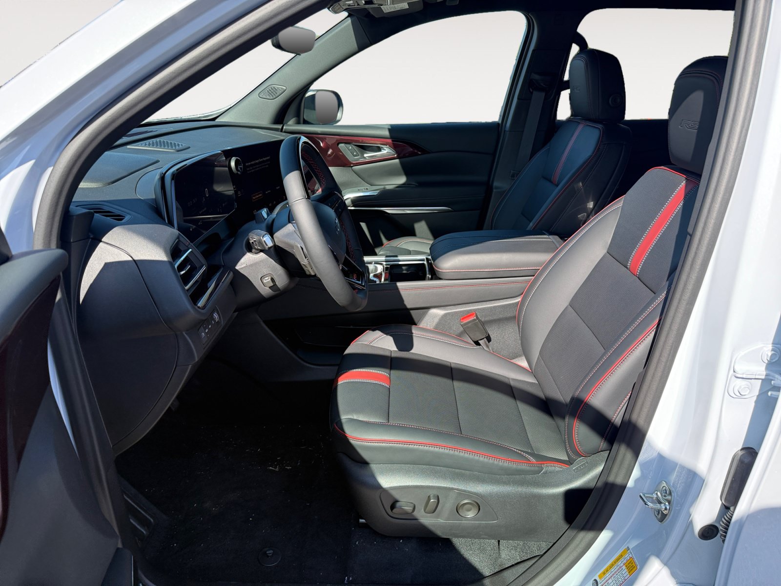 New 2027 Chevrolet Traverse RS AWD/4WD image 10