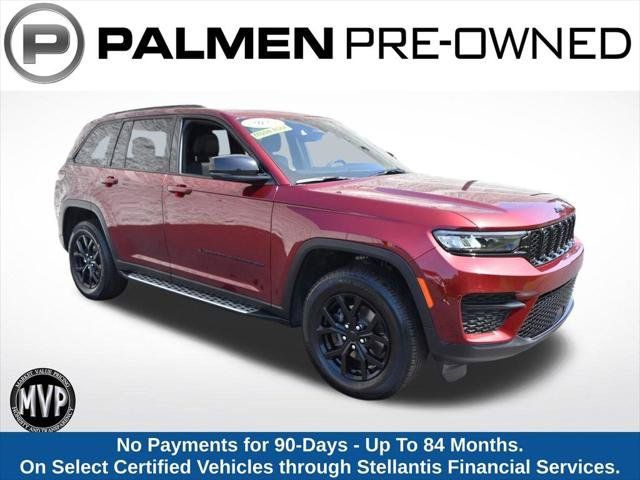 Certified 2025 Jeep Grand Cherokee Altitude AWD/4WD image 1