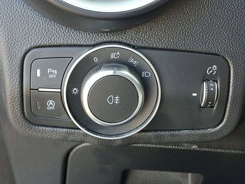 Used 2023 Alfa Romeo Stelvio Estrema AWD/4WD image 26