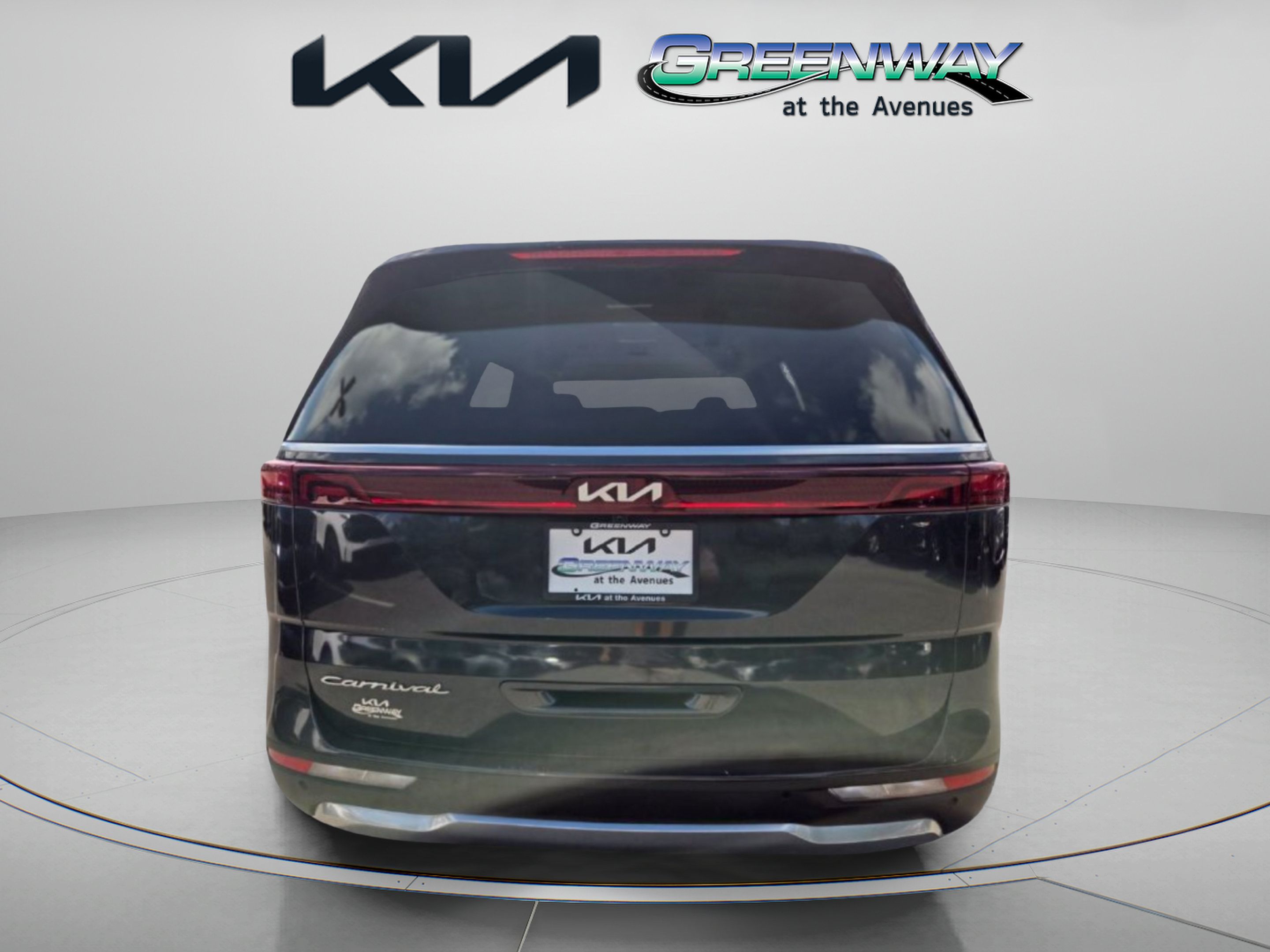 Used 2022 Kia Carnival SX FWD image 6