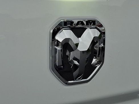 Used 2024 RAM 3500 Laramie AWD/4WD image 30