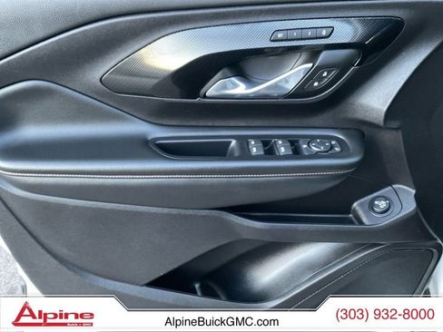 Used 2024 GMC Terrain AT4 image 19